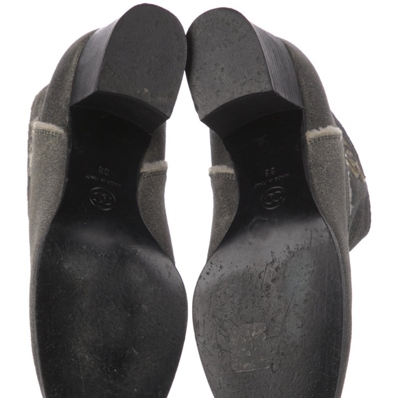 Chanel Interlocking CC Logo Suede Boots - Picture 5 of 11